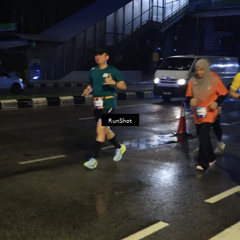 Runner Photo 7888372