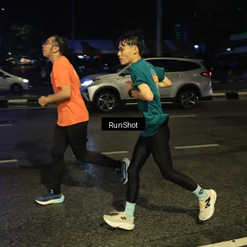 Runner Photo 7888374