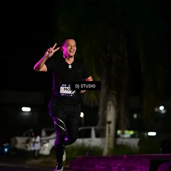 Runner Photo 7888376