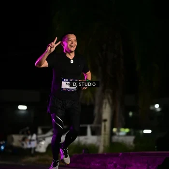 Runner Photo 7888383