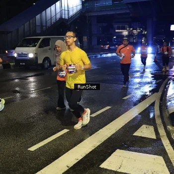 Runner Photo 7888389