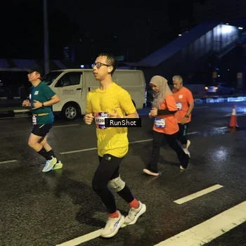 Runner Photo 7888409