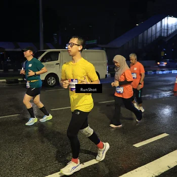 Runner Photo 7888411