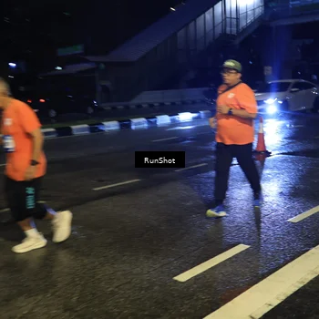 Runner Photo 7888457