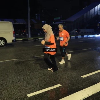 Runner Photo 7888480