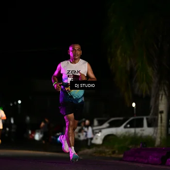 Runner Photo 7888502