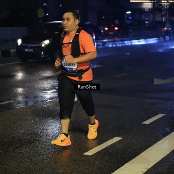 Runner Photo 7888504