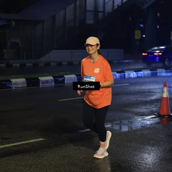 Runner Photo 7888542
