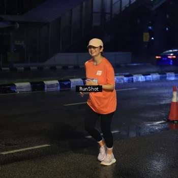 Runner Photo 7888545
