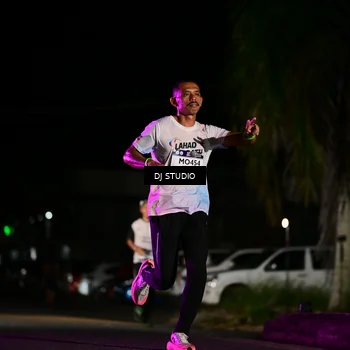 Runner Photo 7888547