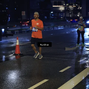 Runner Photo 7888595
