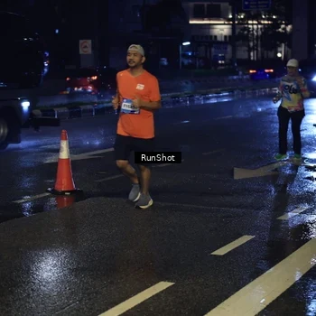 Runner Photo 7888596