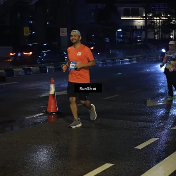 Runner Photo 7888606