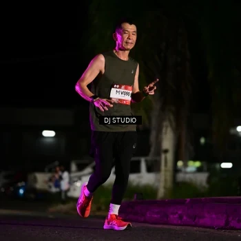 Runner Photo 7888609