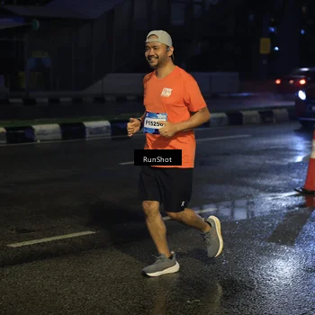 Runner Photo 7888639