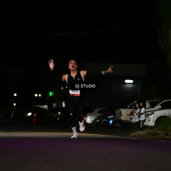 Runner Photo 7888661