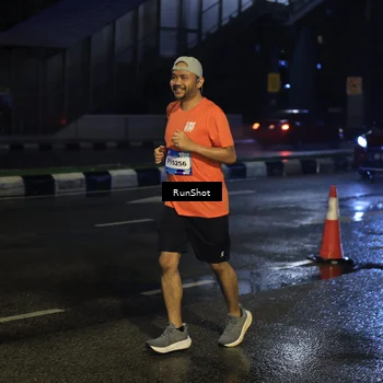 Runner Photo 7888668