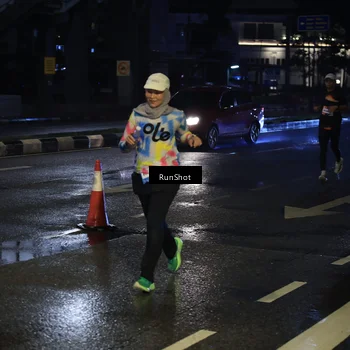 Runner Photo 7888677