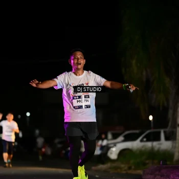 Runner Photo 7888750