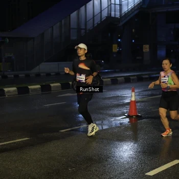 Runner Photo 7888751