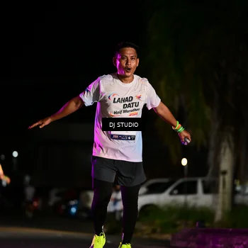Runner Photo 7888763