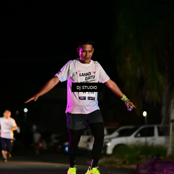 Runner Photo 7888764
