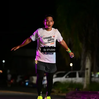 Runner Photo 7888768