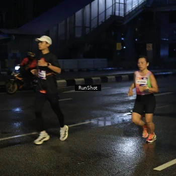 Runner Photo 7888781