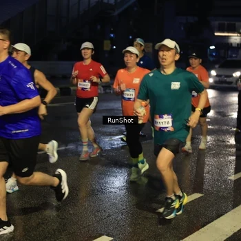 Runner Photo 7888813