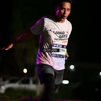 Runner Photo 7888816