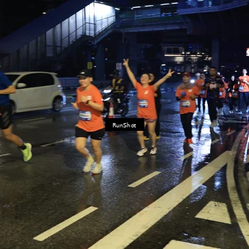 Runner Photo 7888845