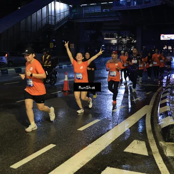 Runner Photo 7888852