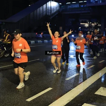 Runner Photo 7888870