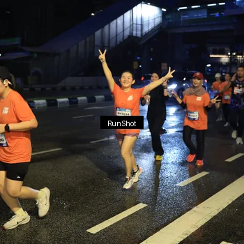 Runner Photo 7888872