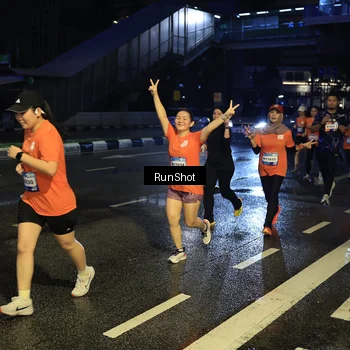 Runner Photo 7888875