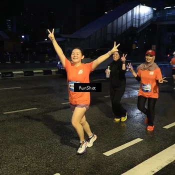 Runner Photo 7888890