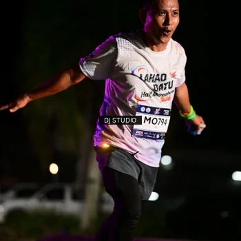 Runner Photo 7888891
