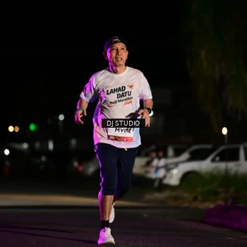 Runner Photo 7888892