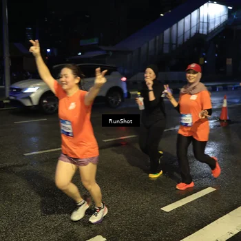 Runner Photo 7888902