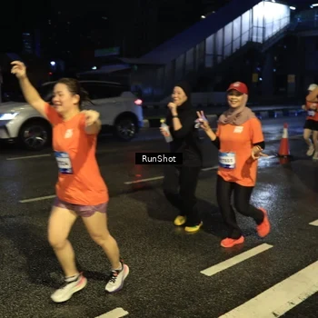 Runner Photo 7888904