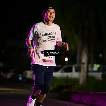 Runner Photo 7888906