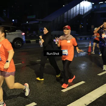 Runner Photo 7888915