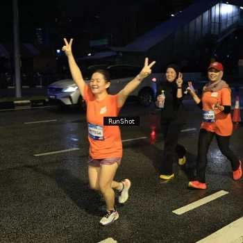 Runner Photo 7888916