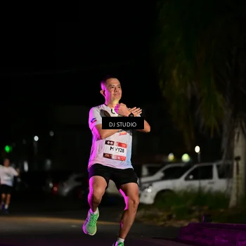 Runner Photo 7888933