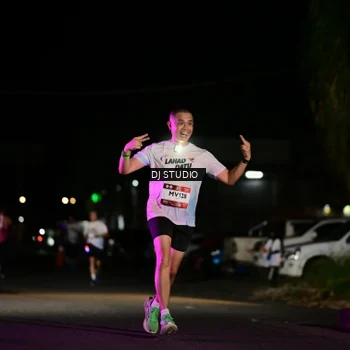 Runner Photo 7888940