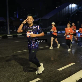 Runner Photo 7888949
