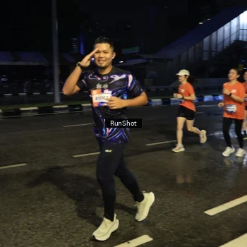 Runner Photo 7888952
