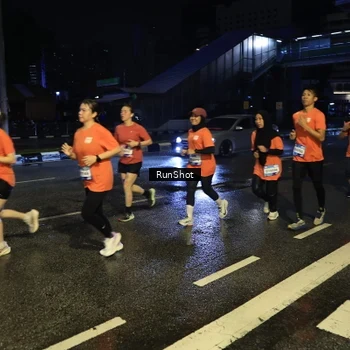 Runner Photo 7888992