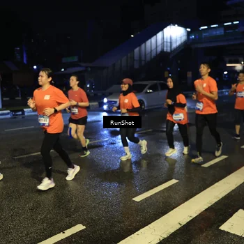 Runner Photo 7889000