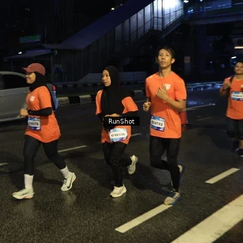 Runner Photo 7889009